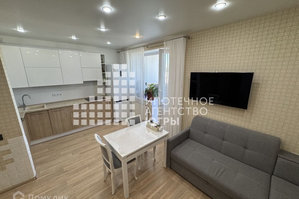 Продаётся 1-комнатная квартира, 42.4 м²