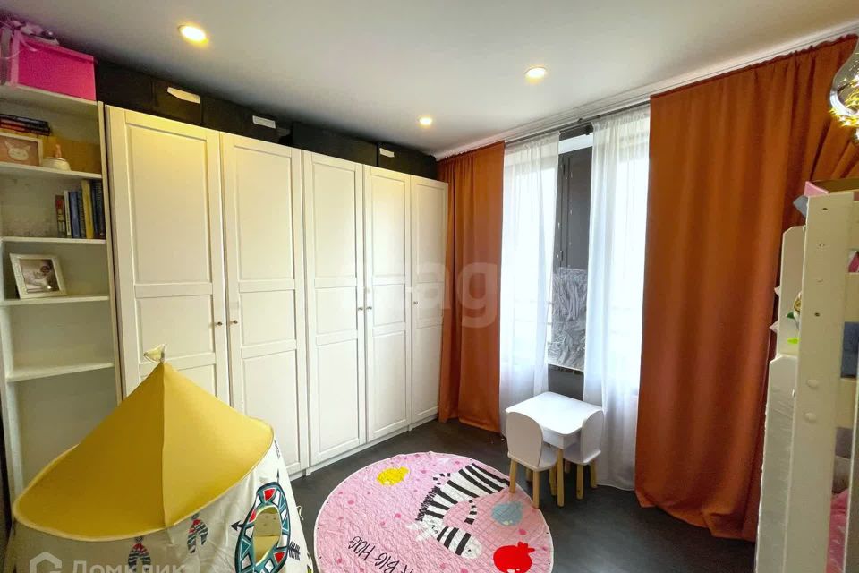 Продаётся 3-комнатная квартира, 64.7 м²