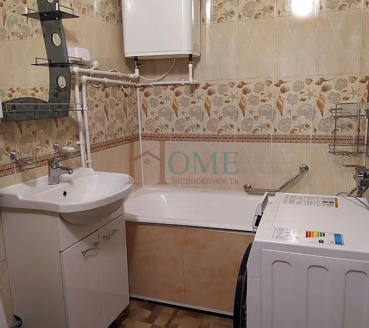 Сдаётся 1-комнатная квартира, 40 м²