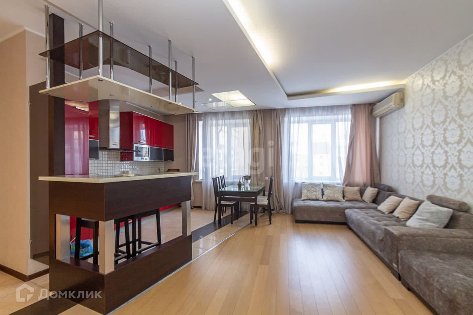 Продаётся 2-комнатная квартира, 91 м²