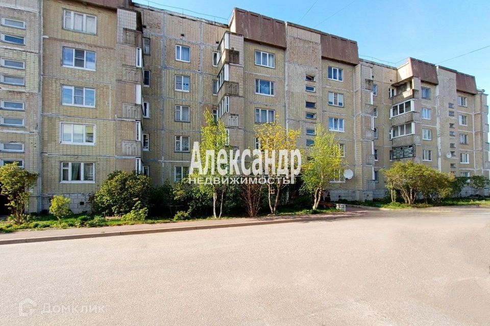 Продаётся 1-комнатная квартира, 42.7 м²