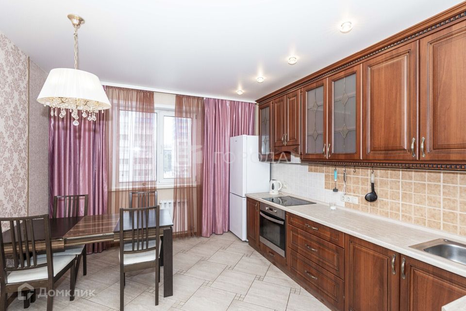 Сдаётся 3-комнатная квартира, 92 м²