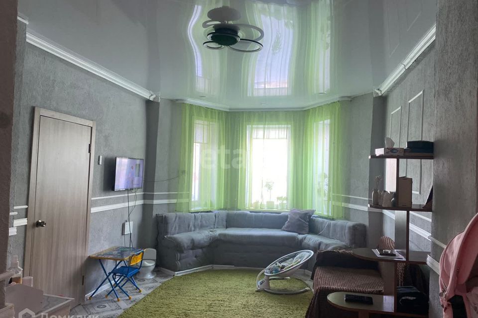 Продаётся 3-комнатная квартира, 60.4 м²