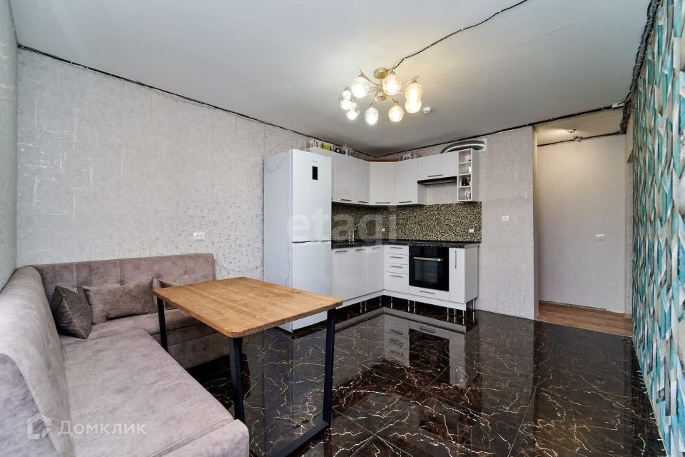 Продаётся 2-комнатная квартира, 65.3 м²