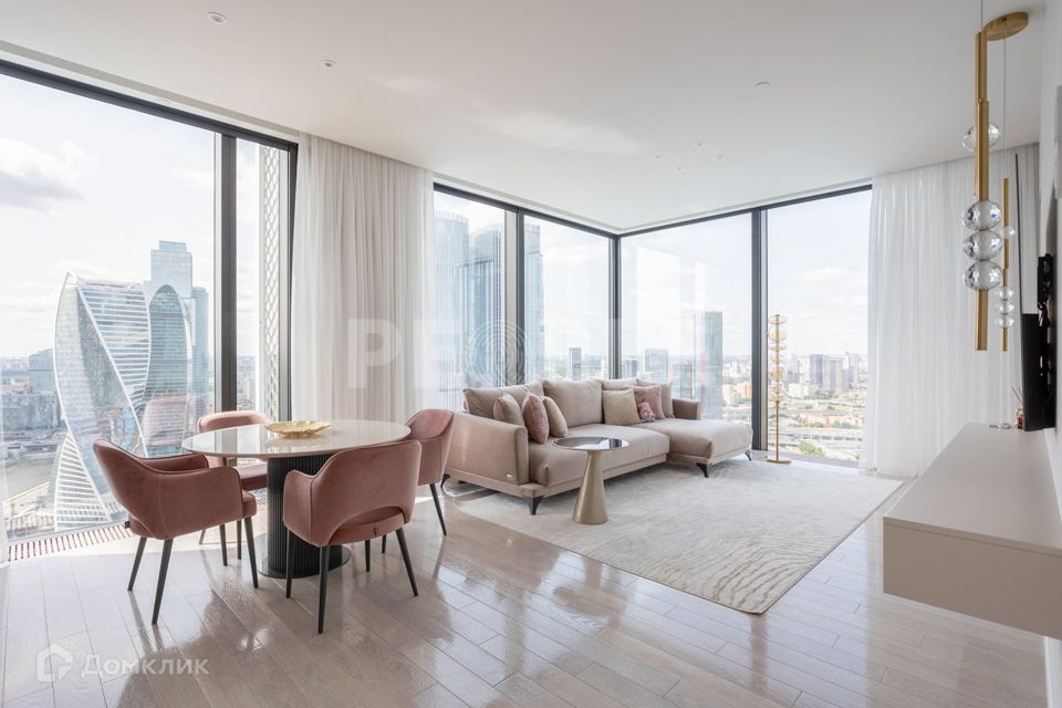 Продаётся 2-комнатная квартира, 67.5 м²