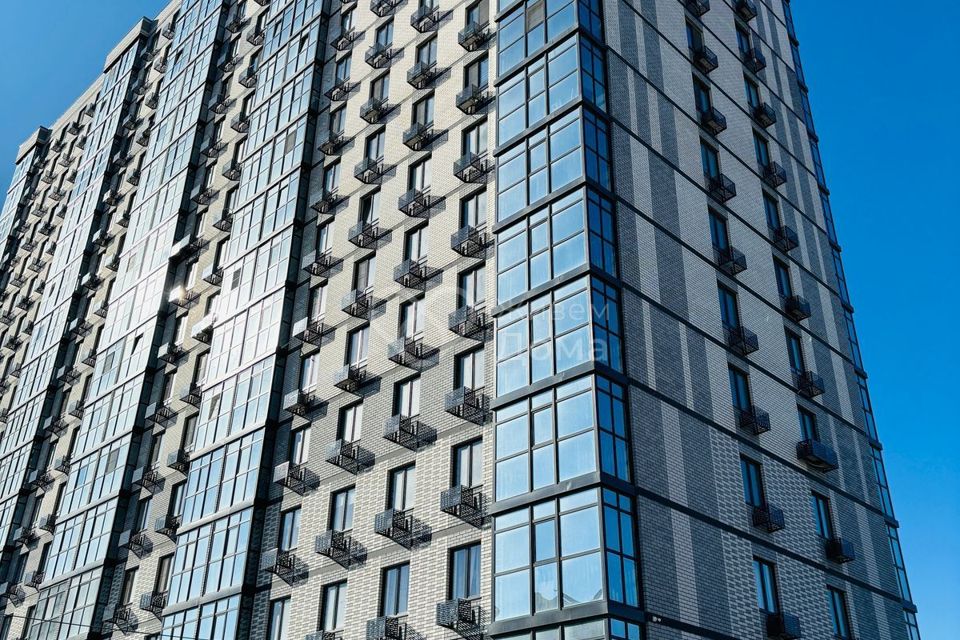 Продаётся 1-комнатная квартира, 41.9 м²