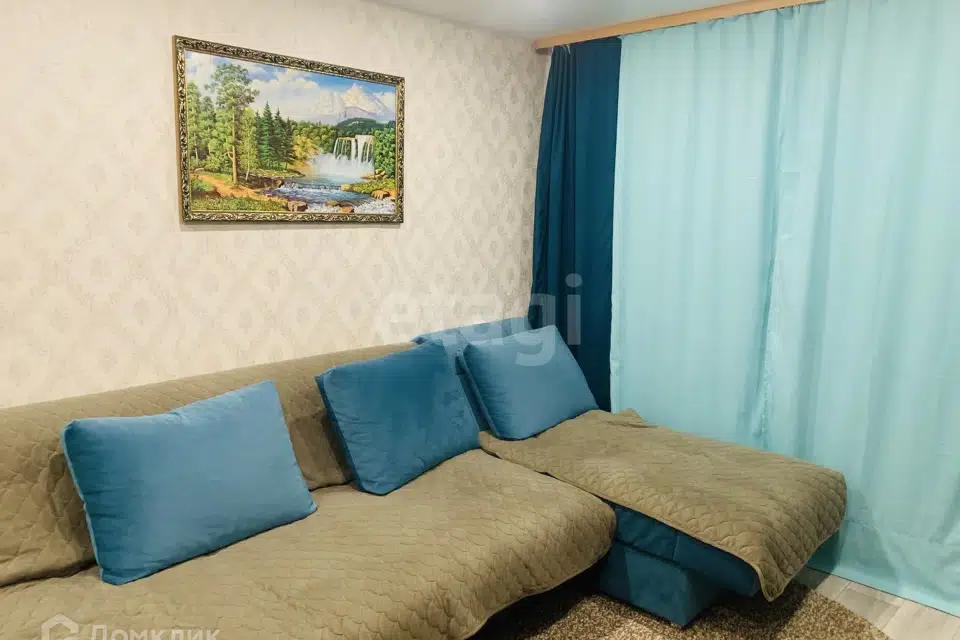 Продаётся 3-комнатная квартира, 53.7 м²