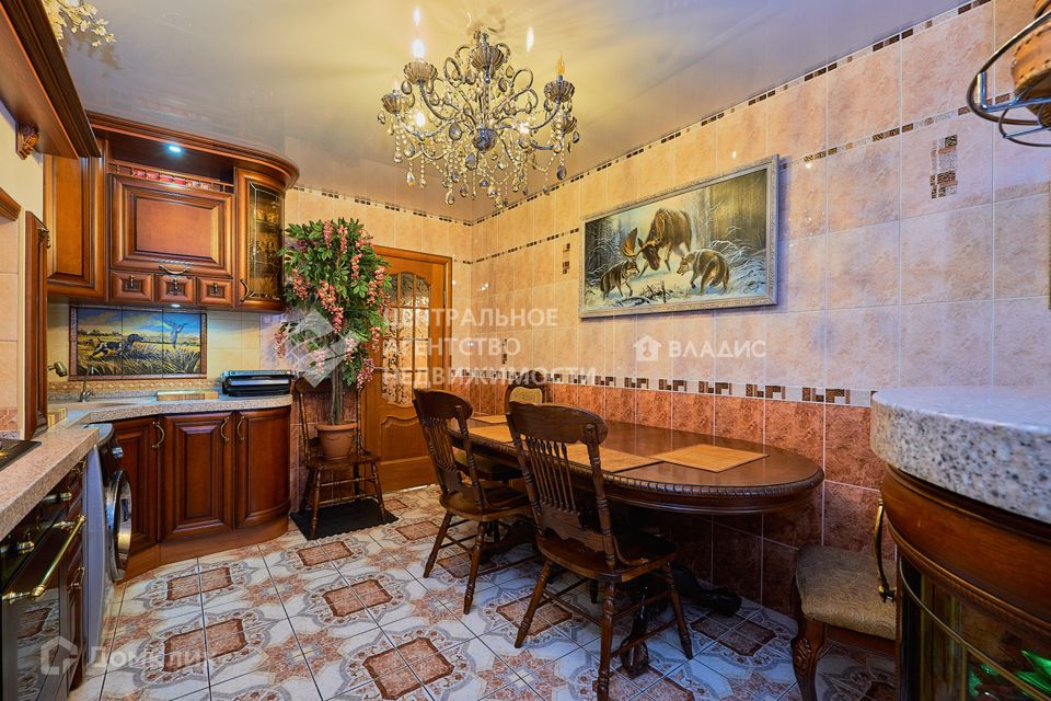 Продаётся 2-комнатная квартира, 87.5 м²