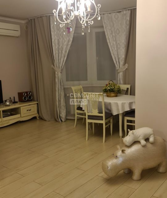 Продаётся студия, 52 м²