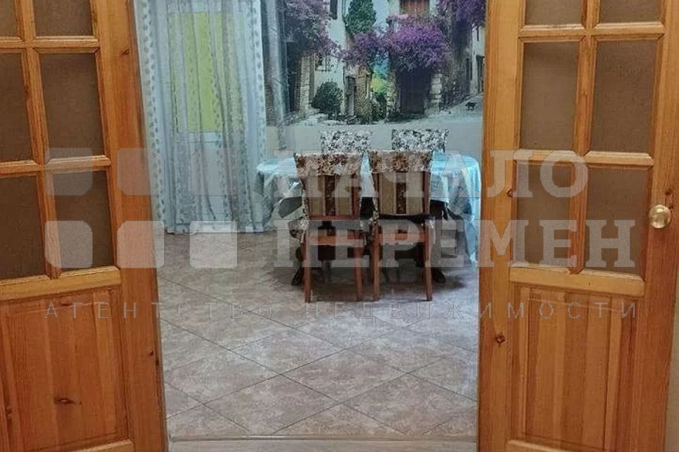 Сдаётся 3-комнатная квартира, 110 м²