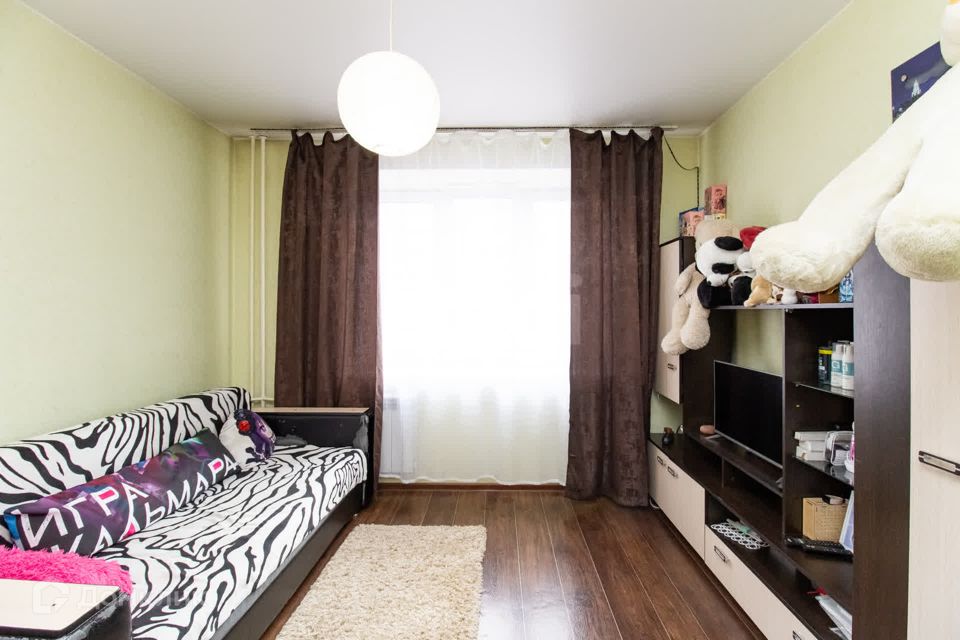 Продаётся 1-комнатная квартира, 37.2 м²