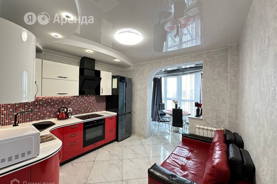 Сдаётся 1-комнатная квартира, 49 м²