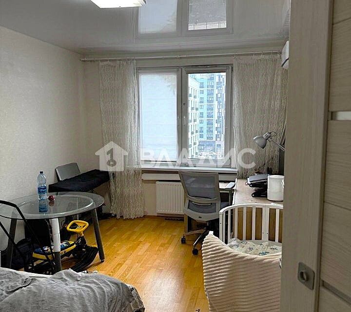 Продаётся 1-комнатная квартира, 38 м²