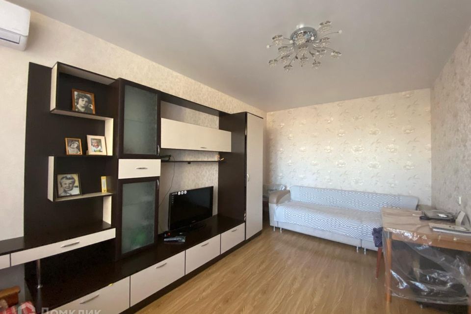 Продаётся 1-комнатная квартира, 37.6 м²
