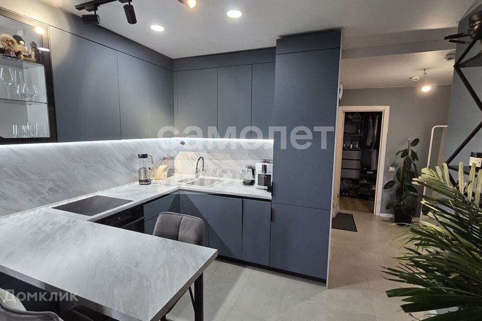 Продаётся 1-комнатная квартира, 47 м²