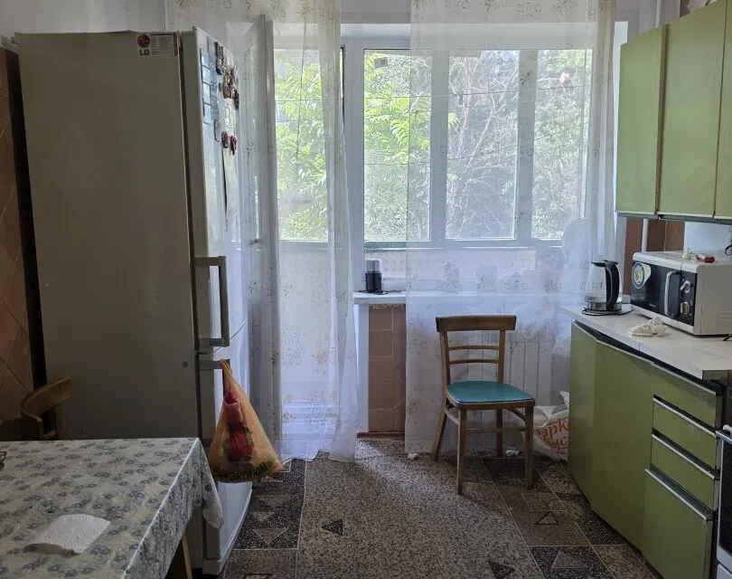 Продаётся 4-комнатная квартира, 92 м²