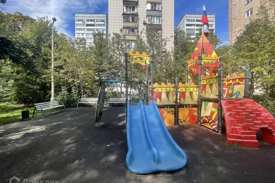 Продаётся 1-комнатная квартира, 32 м²