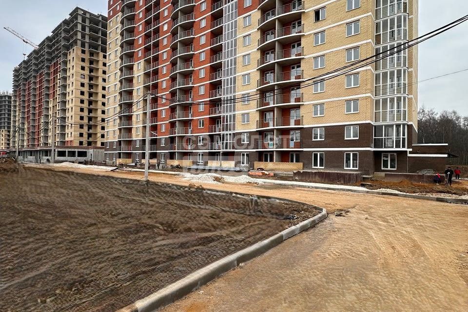 Продаётся 1-комнатная квартира, 46.36 м²