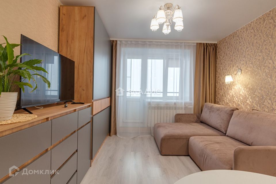 Продаётся 1-комнатная квартира, 42 м²