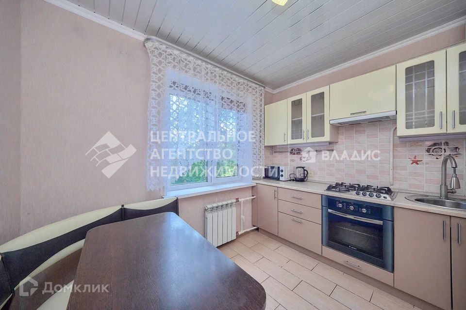 Продаётся 1-комнатная квартира, 35.6 м²