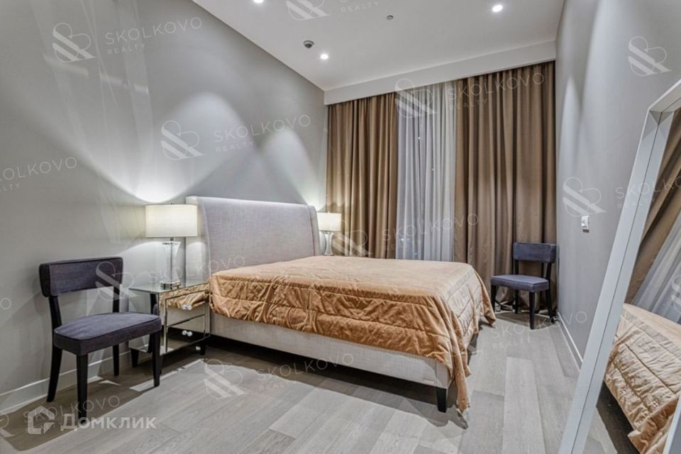 Продаётся 2-комнатная квартира, 76.1 м²