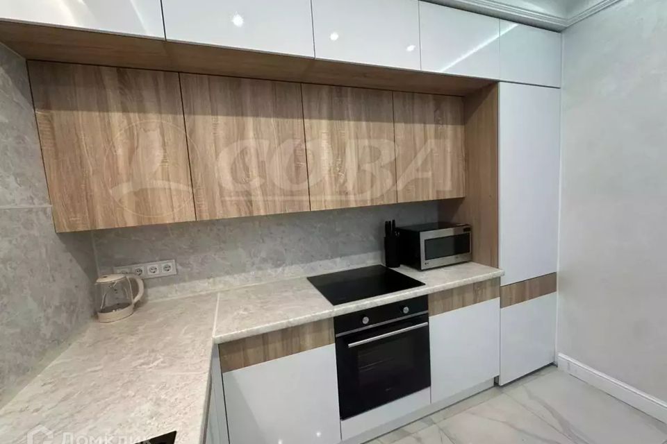 Сдаётся 2-комнатная квартира, 68 м²