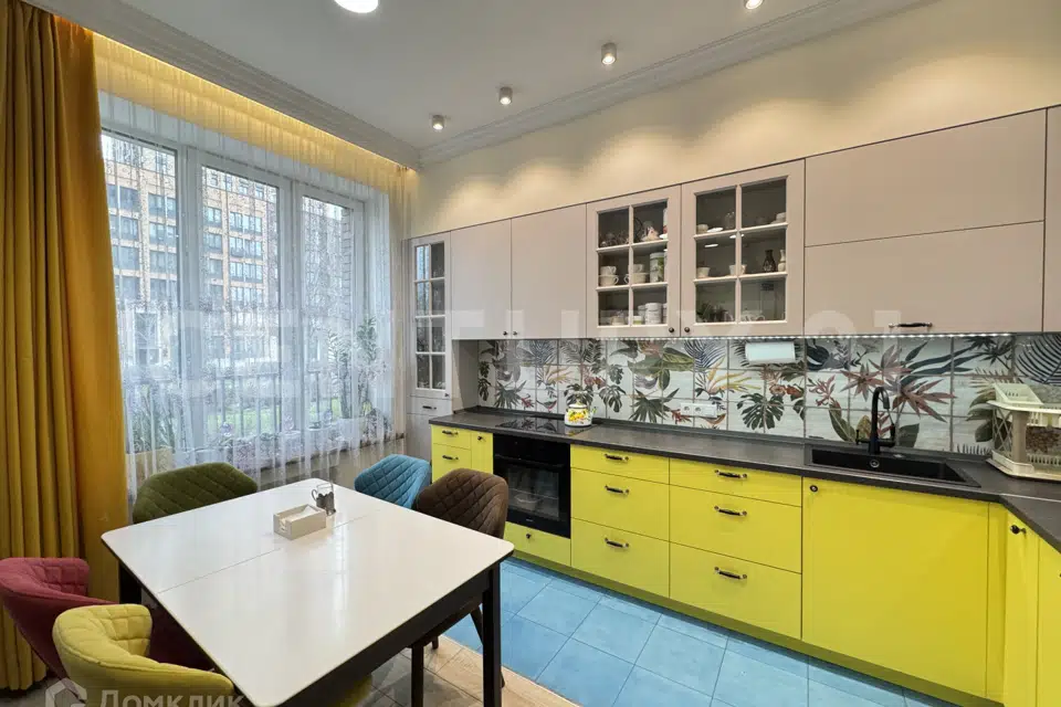 Продаётся 3-комнатная квартира, 88 м²