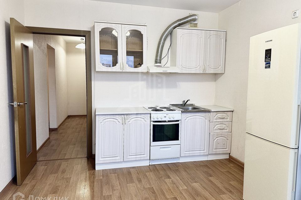 Сдаётся 2-комнатная квартира, 65 м²