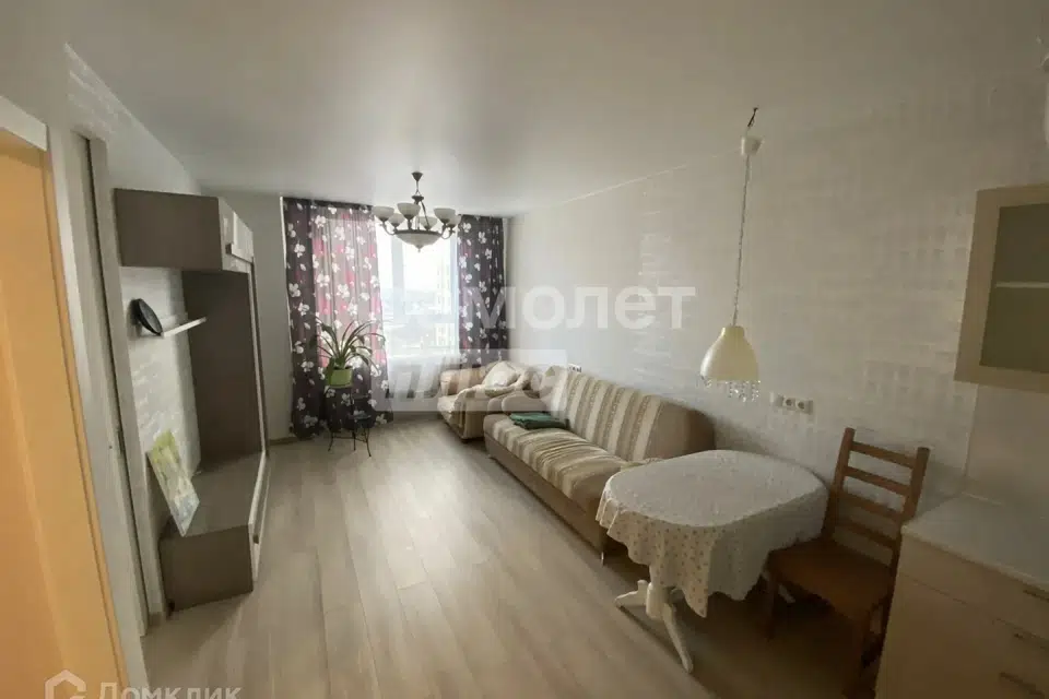 Продаётся 1-комнатная квартира, 45.4 м²