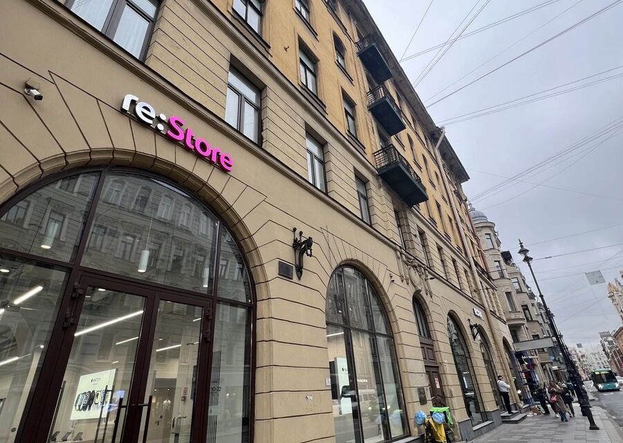 Продаётся комната в 8-комн. квартире, 33.4 м²