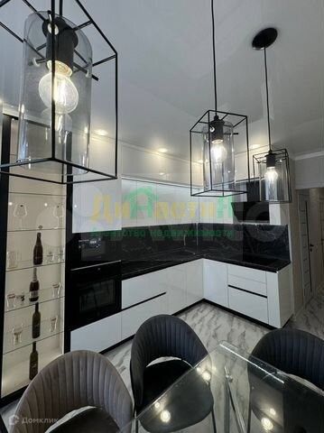 Продаётся 2-комнатная квартира, 61 м²