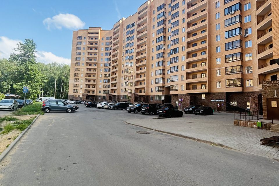 Продаётся 1-комнатная квартира, 36.7 м²