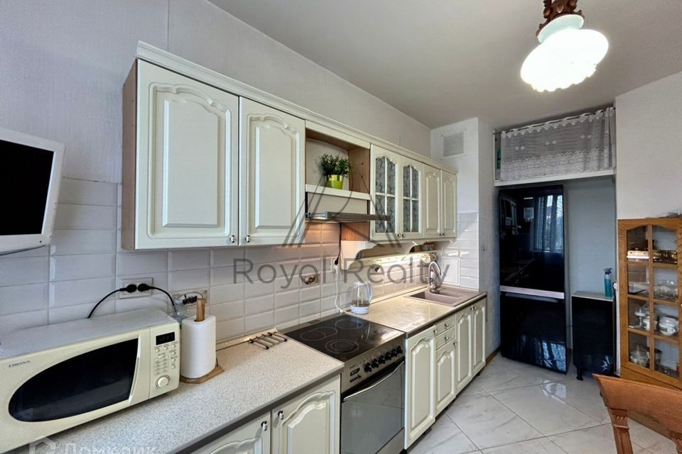 Сдаётся 3-комнатная квартира, 103 м²