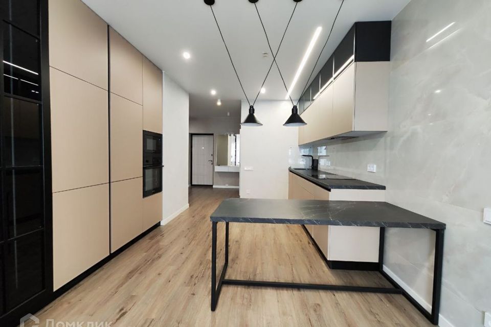 Продаётся 3-комнатная квартира, 81.4 м²