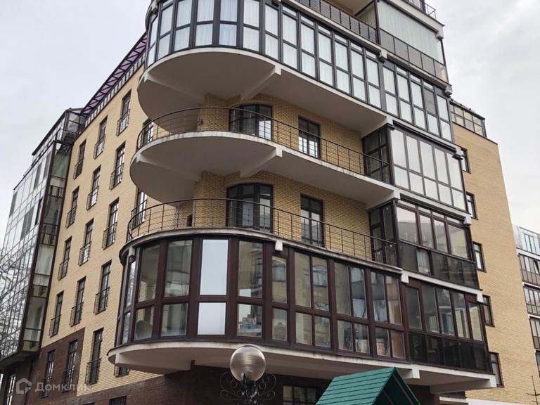 Продаётся 6-комнатная квартира, 693 м²