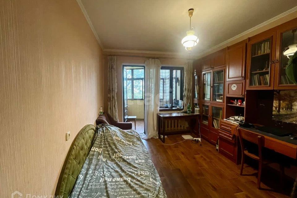 Продаётся 3-комнатная квартира, 64 м²