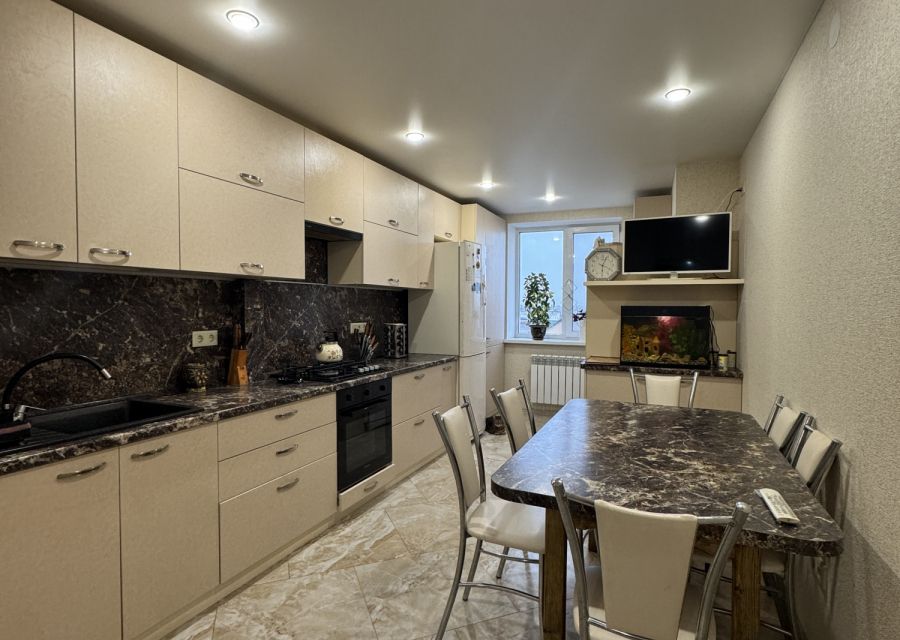 Продаётся 2-комнатная квартира, 78 м²