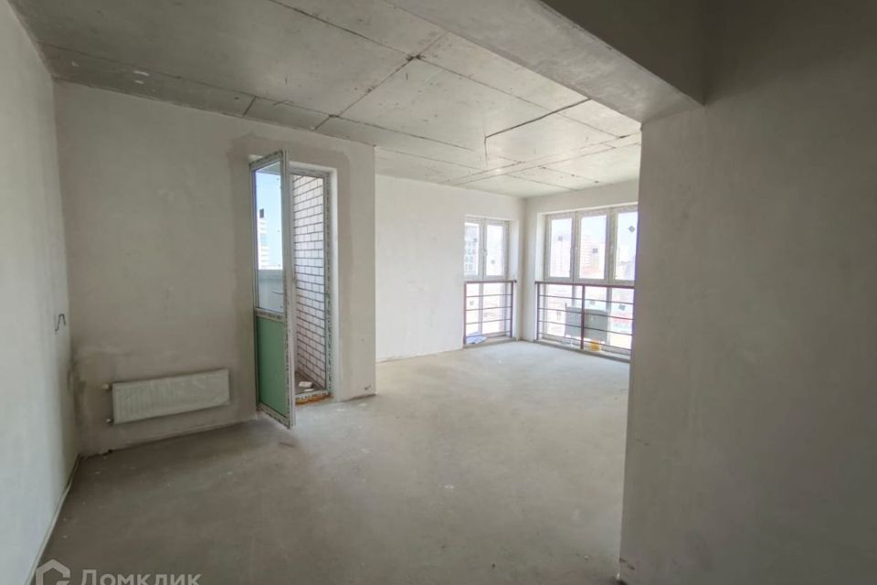 Продаётся 2-комнатная квартира, 69.6 м²