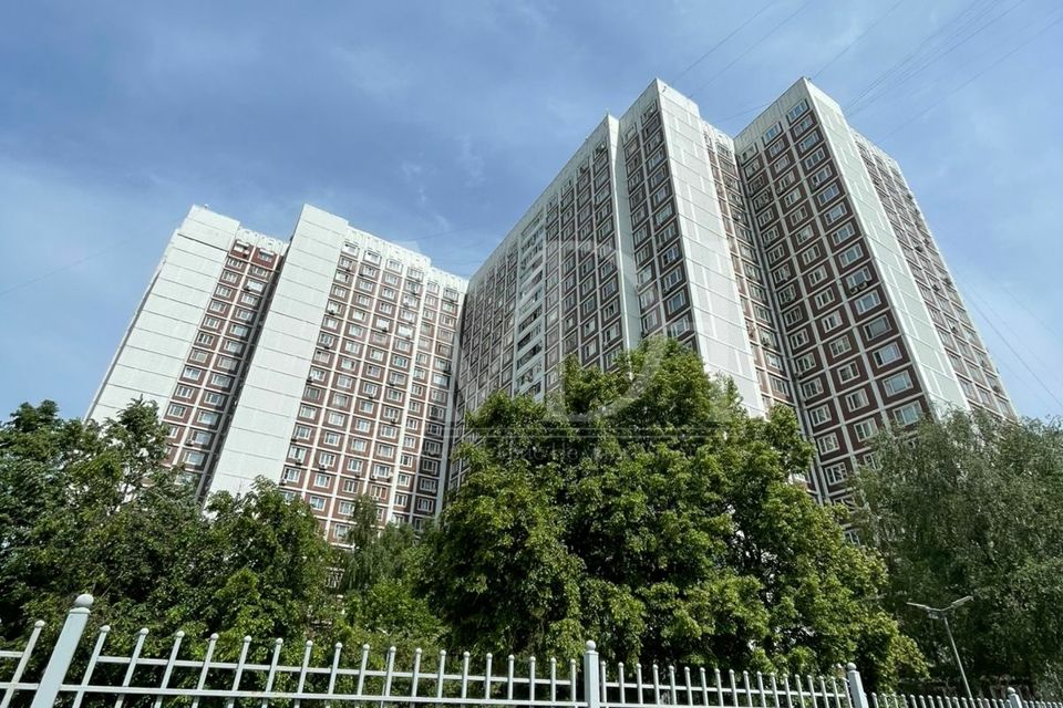 Продаётся 1-комнатная квартира, 37.8 м²