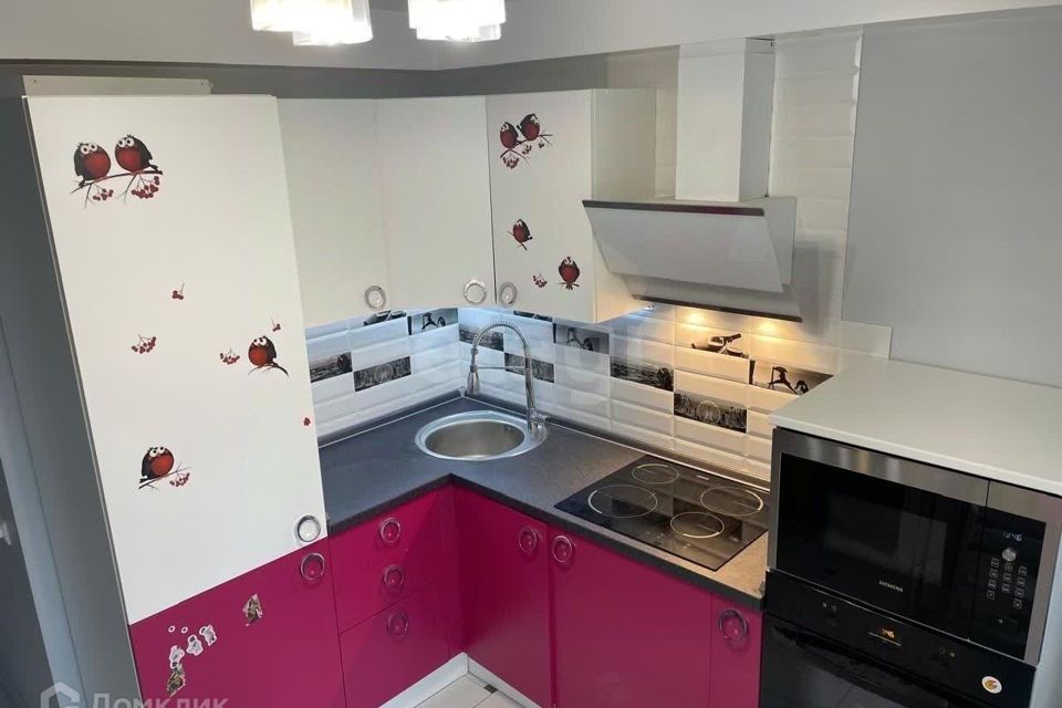 Продаётся 1-комнатная квартира, 43 м²