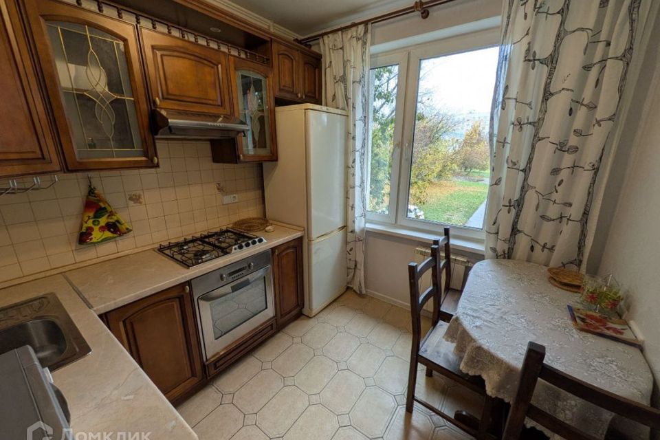 Сдаётся 2-комнатная квартира, 46.4 м²