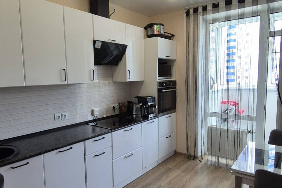 Продаётся 2-комнатная квартира, 56.9 м²
