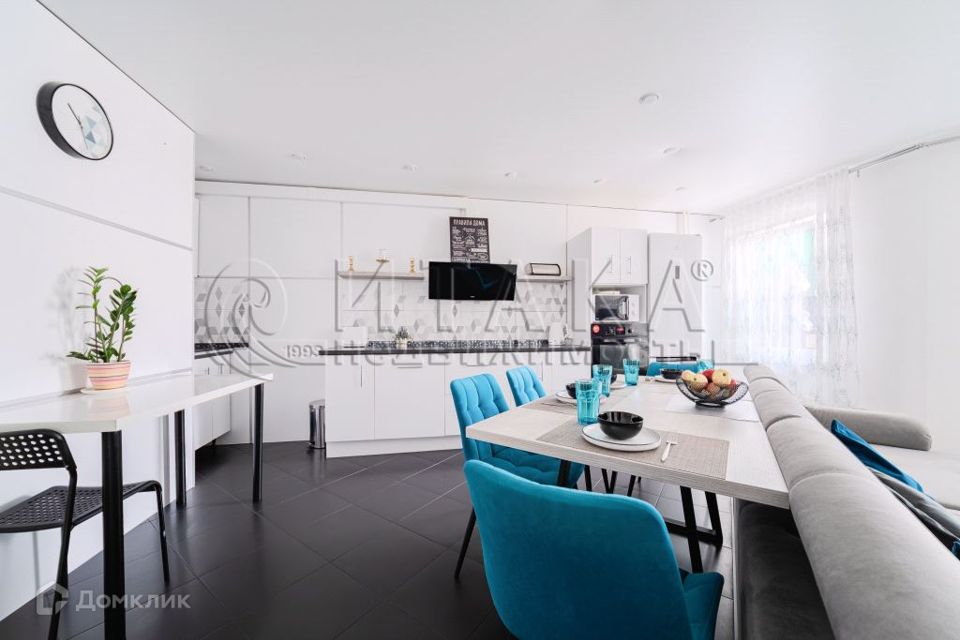 Продаётся 3-комнатная квартира, 85 м²
