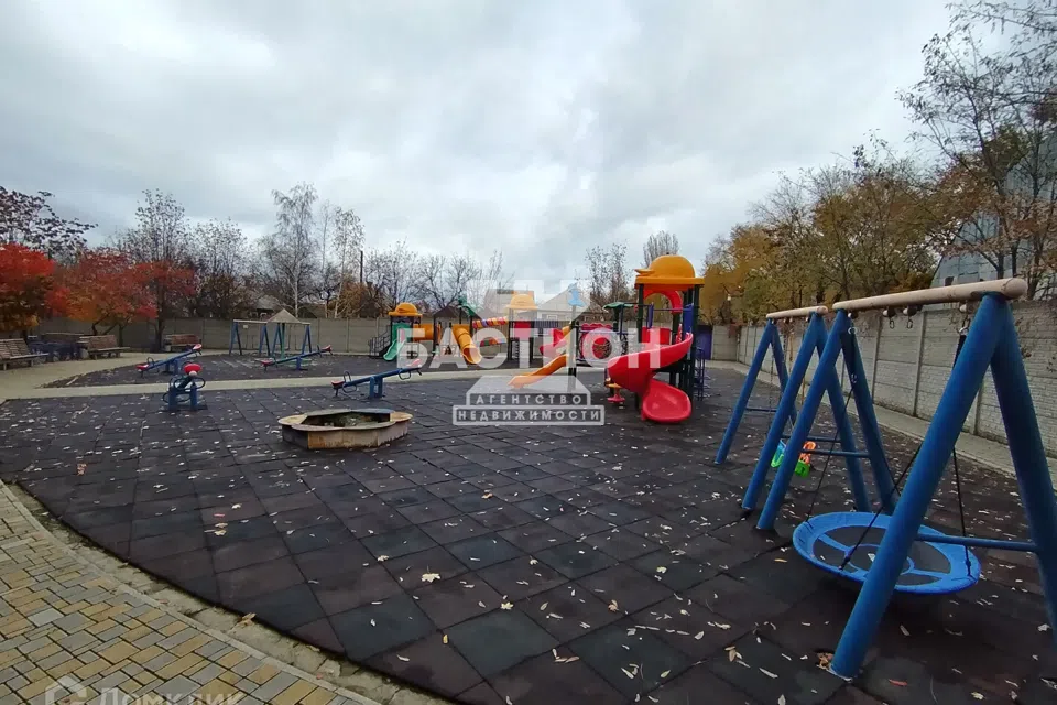Продаётся 3-комнатная квартира, 90 м²