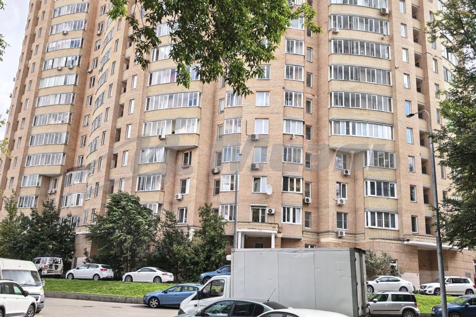Продаётся 4-комнатная квартира, 91.5 м²