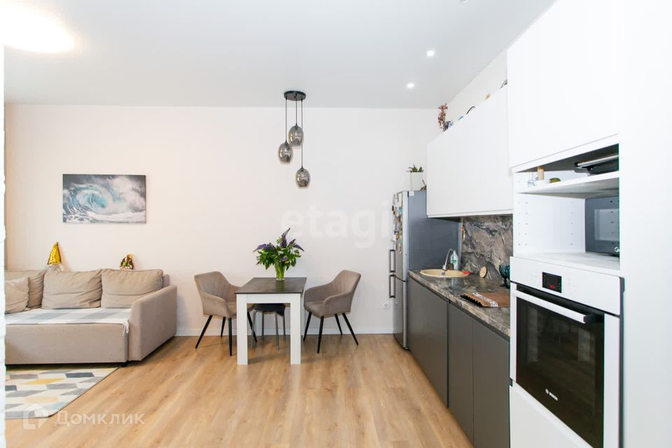 Продаётся 2-комнатная квартира, 59 м²