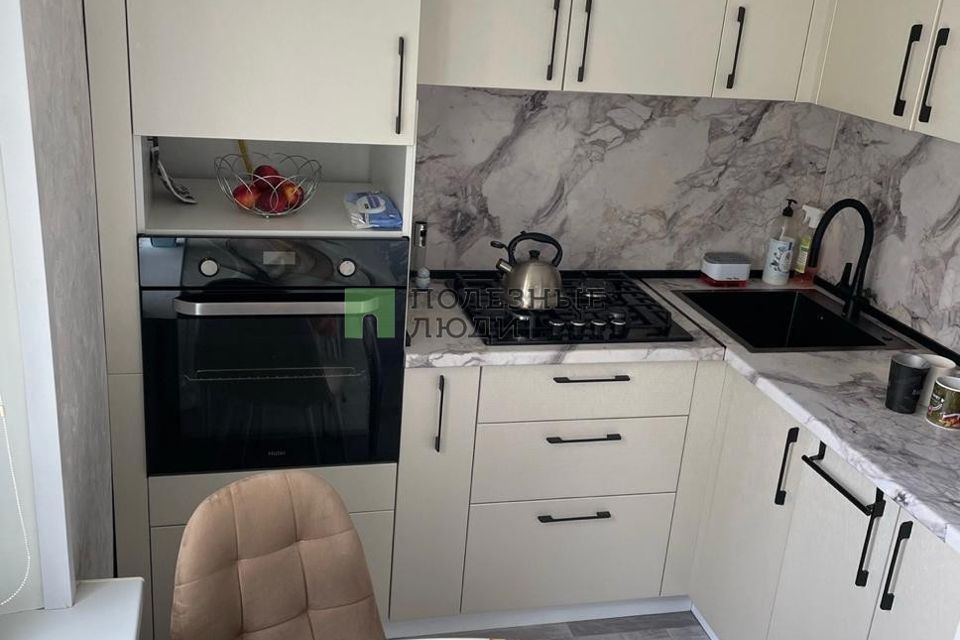 Продаётся 4-комнатная квартира, 70.1 м²