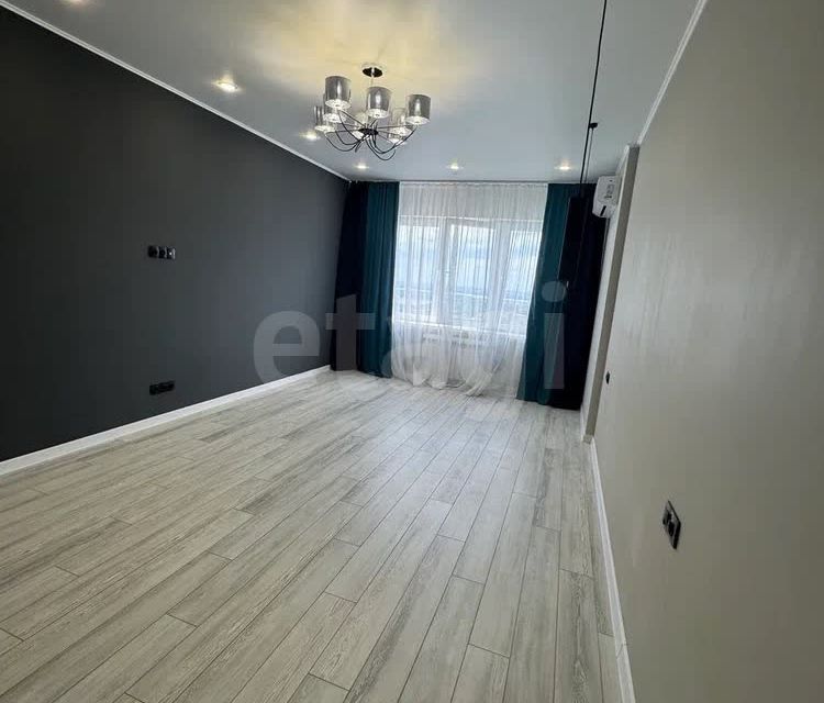 Продаётся 1-комнатная квартира, 53 м²