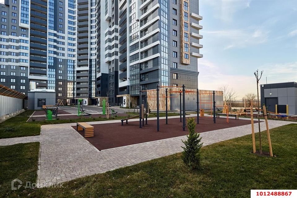 Продаётся 2-комнатная квартира, 60 м²