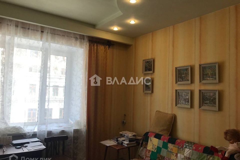 Продаётся 4-комнатная квартира, 90.7 м²
